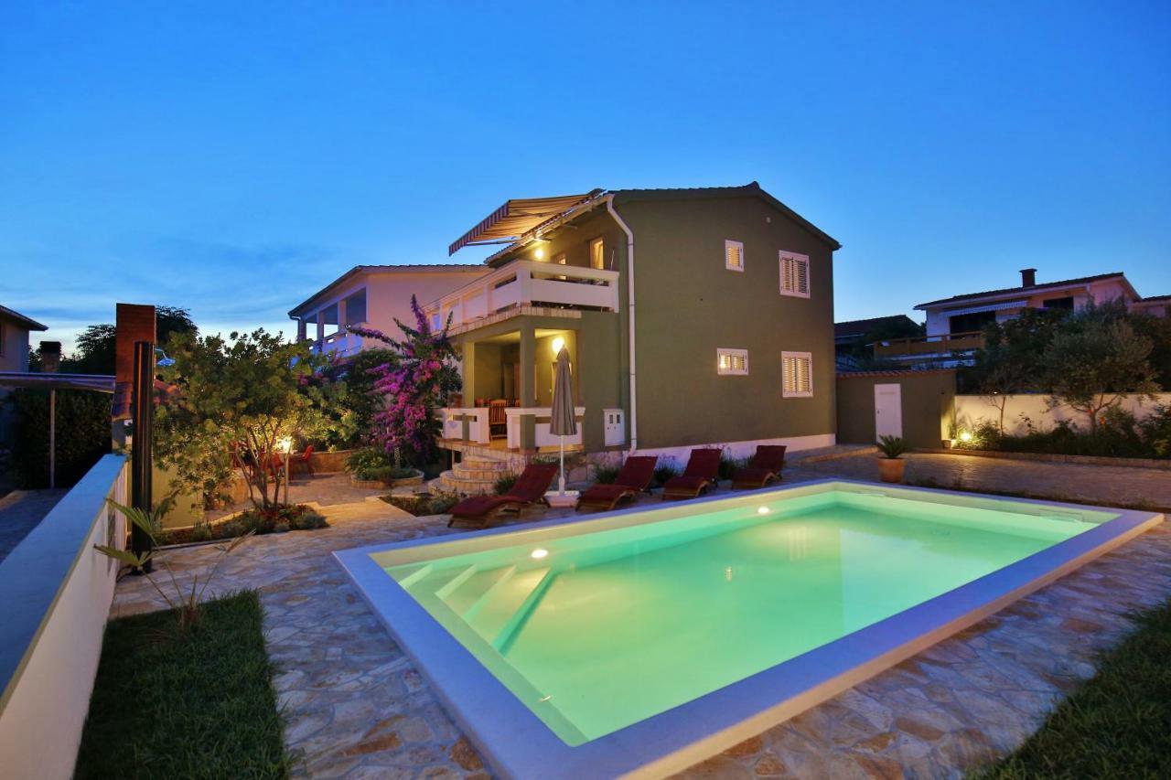 Villa Goga Vir Buitenkant foto